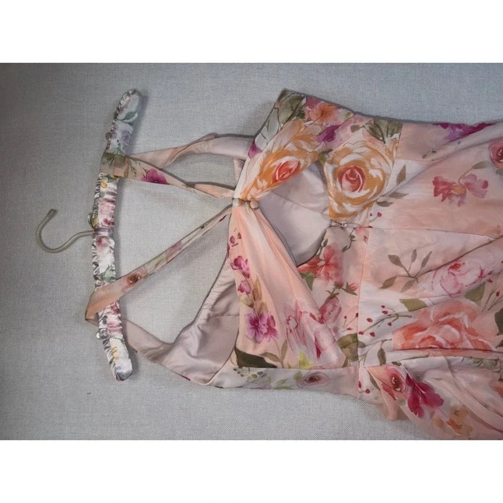 Azazie Floral Pink Chiffon V-Neck Bridesmaid Formal Gown Floor Length Size 10 - Picture 3 of 4